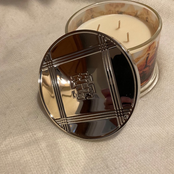 Homeworx Candle by Harry Slatkin 4 Wick Scented Crackling Fireside - Picture 6 of 12